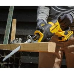 STANLEY FATMAX V20 Scie Sabre STANLEY FatMax SFMCS300B (Machine Seule) -Scie électrique portative Soldes 19185860 5