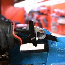 OXEO Scie Sabre Sans Fil 18V Easy Full Avec Batterie Et Chargeur -Scie électrique portative Soldes 21748482 5