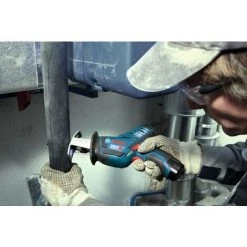 Bosch Professional Scie Sabre Sans Fil GSA 12V 14 Avec 2 Batteries 3,0 Ah, Chargeur L BOXX 060164L976 8 Bosch Professional Scie Sabre Sans Fil GSA 12V 14 Avec 2 Batteries 3,0 Ah, Chargeur L BOXX 060164L976 -Scie électrique portative Soldes 23257479 4