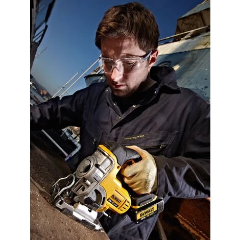 DeWALT DCS331N Scie Sauteuse S. Fil 18V Pendulaire Sans Batterie Ni Chargeur 3 DeWALT DCS331N Scie Sauteuse S. Fil 18V Pendulaire Sans Batterie Ni Chargeur – Image 3