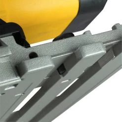 DeWALT DWS520K Scie Circulaire Plongeante 1.300 W - Ø 165 Mm Coffret 9 DeWALT DWS520K Scie Circulaire Plongeante 1.300 W - Ø 165 Mm Coffret -Scie électrique portative Soldes 26608867 5