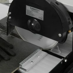 EBERTH 900 Mm Coupe Carrelage électrique Avec Laser (Pivotant Progressivement Jusquà 45°, 25 Mm Profondeur De Coupe, Disque En Diamant) Coupe Carreaux Machine à Découper 7 EBERTH 900 Mm Coupe Carrelage électrique Avec Laser (Pivotant Progressivement Jusquà 45°, 25 Mm Profondeur De Coupe, Disque En Diamant) Coupe Carreaux Machine à Découper -Scie électrique portative Soldes 3059576 3