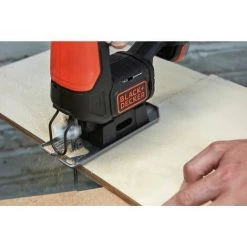 BLACK & DECKER Scie Sauteuse 12V USB (sans Batterie) BLACK+DECKER BDCJS12N-XJ -Scie électrique portative Soldes 34599466 4