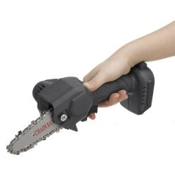 TIGA 1888V 4 Pouces Scie à Chaine électrique à Une Main Scie à Chaine Sans Fil Jardin Scie à Bois Coupeur De Bois (noir Sans Batterie) -Scie électrique portative Soldes 35625141 4