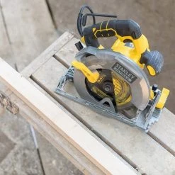 Stanley - Scie Circulaire 1650W Diamètre 190 Mm - FME301 -Scie électrique portative Soldes 38402811 5