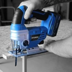 Scie Sauteuse Sans Fil 20V 56 Mm, Hyundai HSS20V2A, Electroportatif, 2400 Tr/minute, Batterie 2Ah Et Chargeur Inclus -Scie électrique portative Soldes 51169330 3