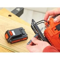BLACK & DECKER Black + Decker BDCJS18N-XJ Scie Sauteuse Pendulaire Sans Batterie -Scie électrique portative Soldes 5373888 3