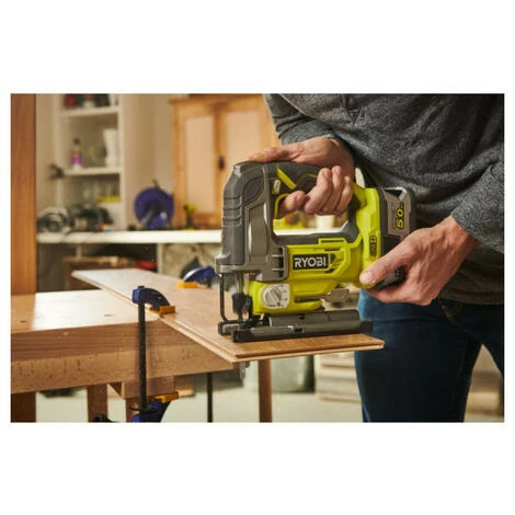 Pack RYOBI Scie Sauteuse Pendulaire Brushless 18V OnePlus R18JS7-0 - 1 Batterie 3.0Ah High Energy - 1 Batterie 5.0Ah - Chargeur Rapide 2 Pack RYOBI Scie Sauteuse Pendulaire Brushless 18V OnePlus R18JS7-0 - 1 Batterie 3.0Ah High Energy - 1 Batterie 5.0Ah - Chargeur Rapide – Image 2